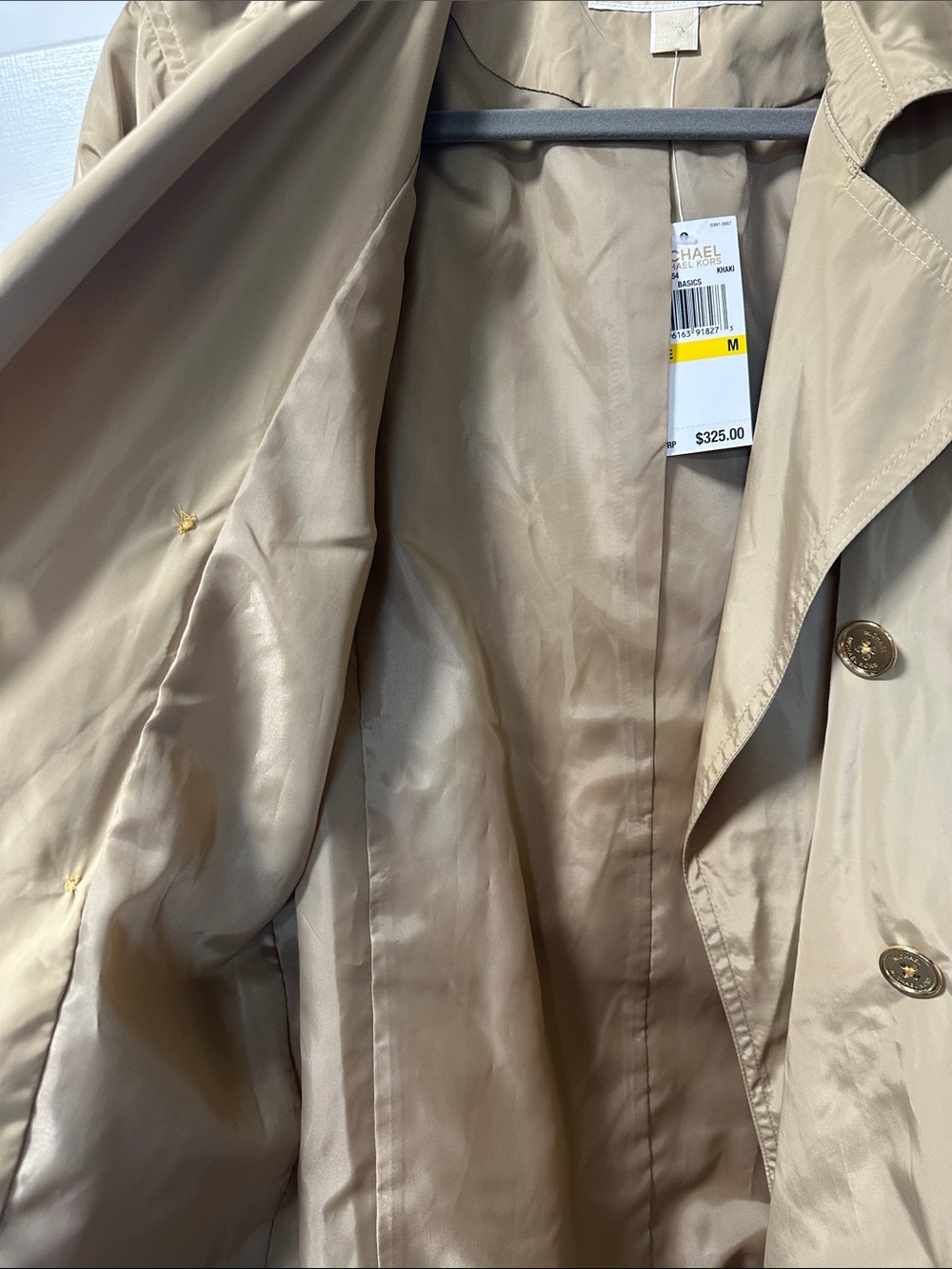 Lightweight Michael Kors Tan Trench Coat with Belt. Fully lined and NWT! - Picture 8 of 9